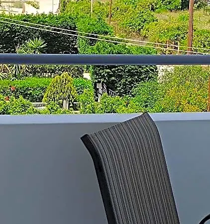 Pyrgos Hotel 2*